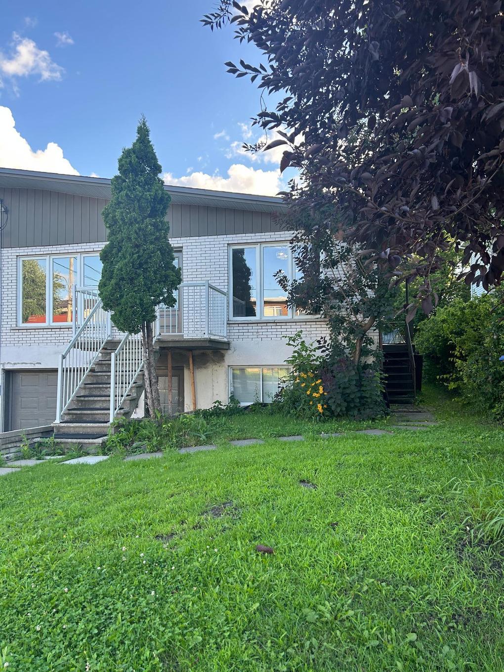 Façade - 4010 Rue Mance, Longueuil (Saint-Hubert), QC - Outdoor