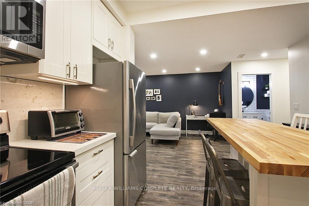 Lower - 23 Scarletwood Street, Hamilton, ON - Indoor