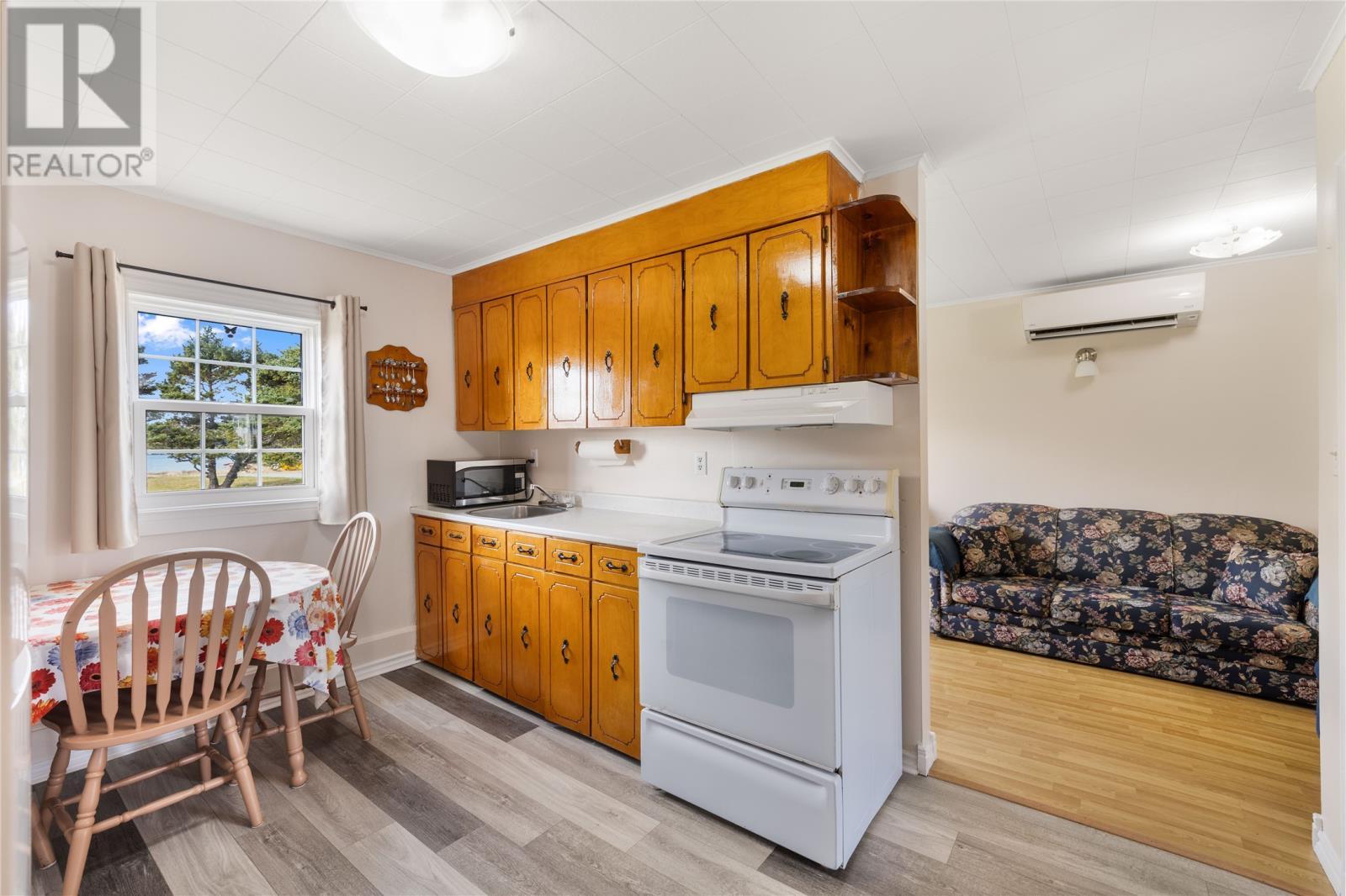 14 Hacketts Lane, Trepassey, NL - Indoor Photo Showing Kitchen