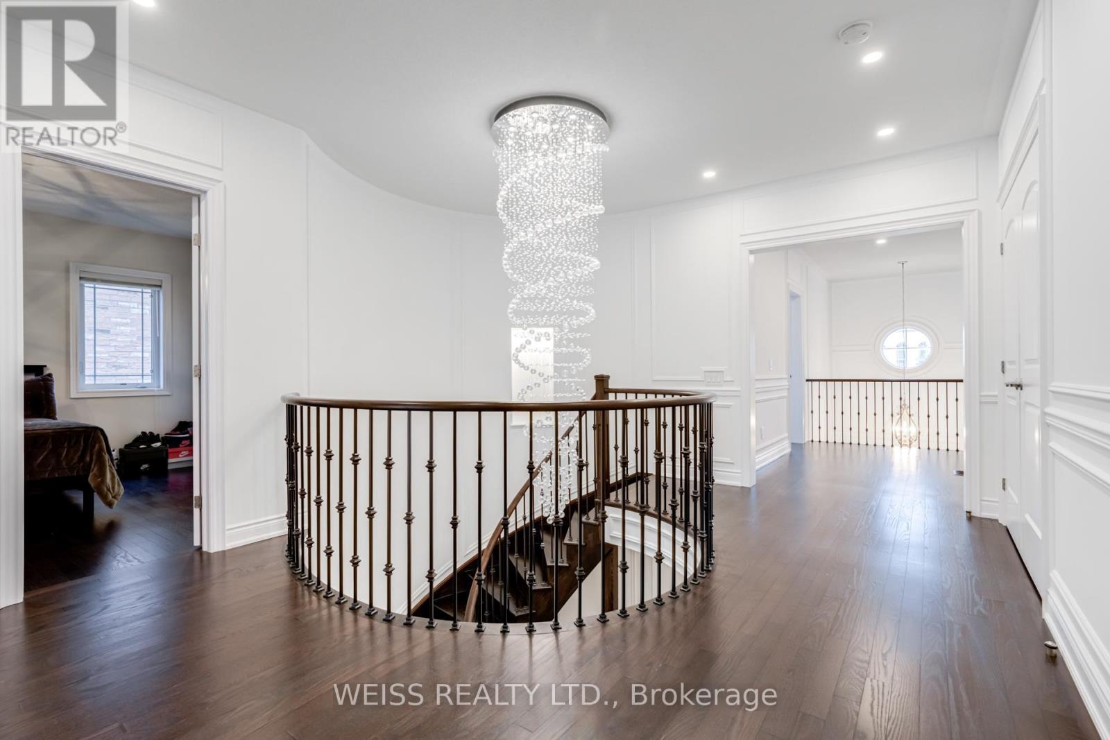 43 Chesney Crescent, Vaughan, ON - Indoor Photo Showing Other Room