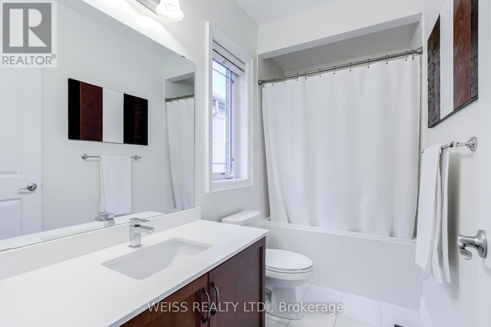 43 Chesney Crescent, Vaughan, ON - Indoor Photo Showing Bathroom