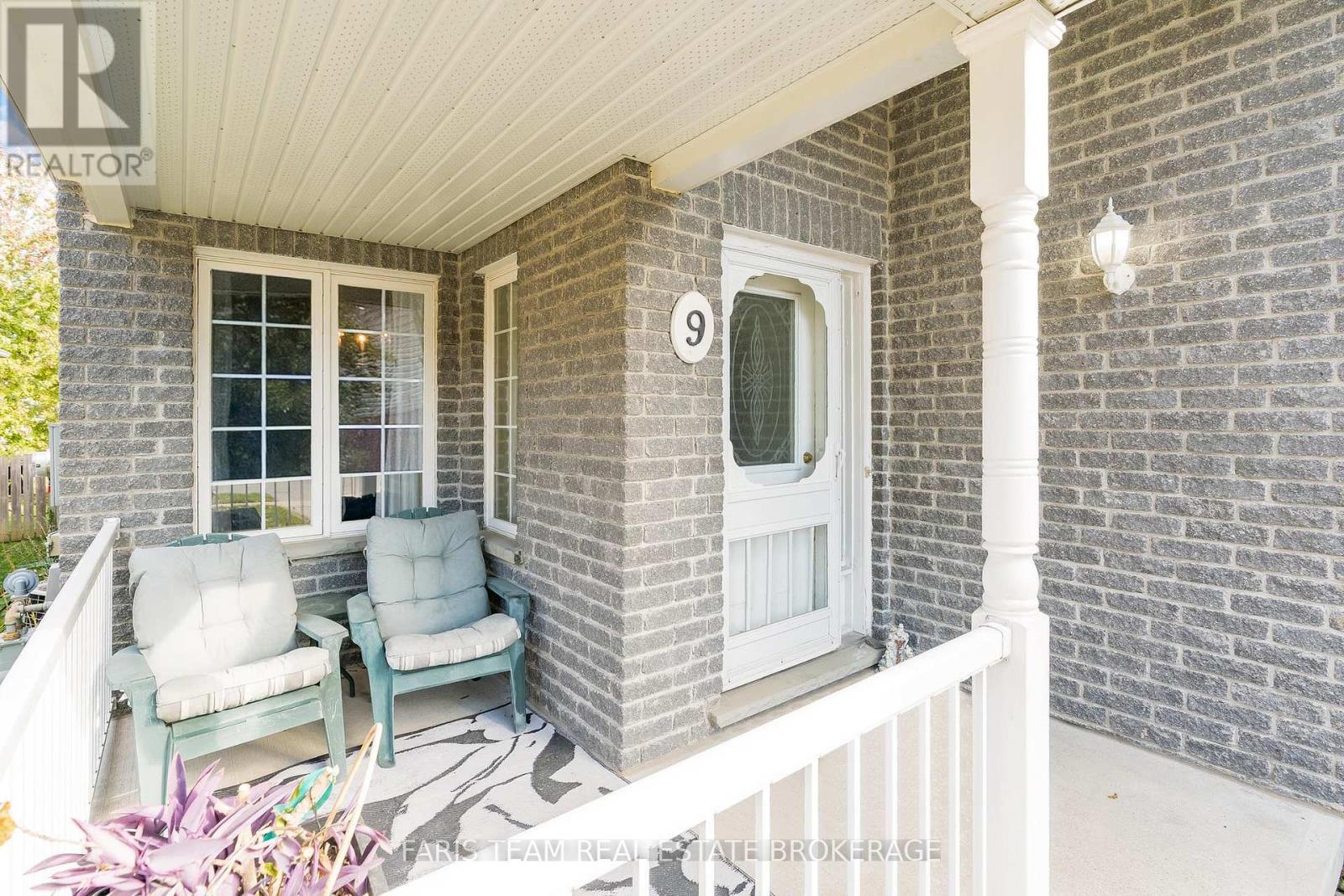 9 Julia Crescent, Orillia, ON - Outdoor With Exterior