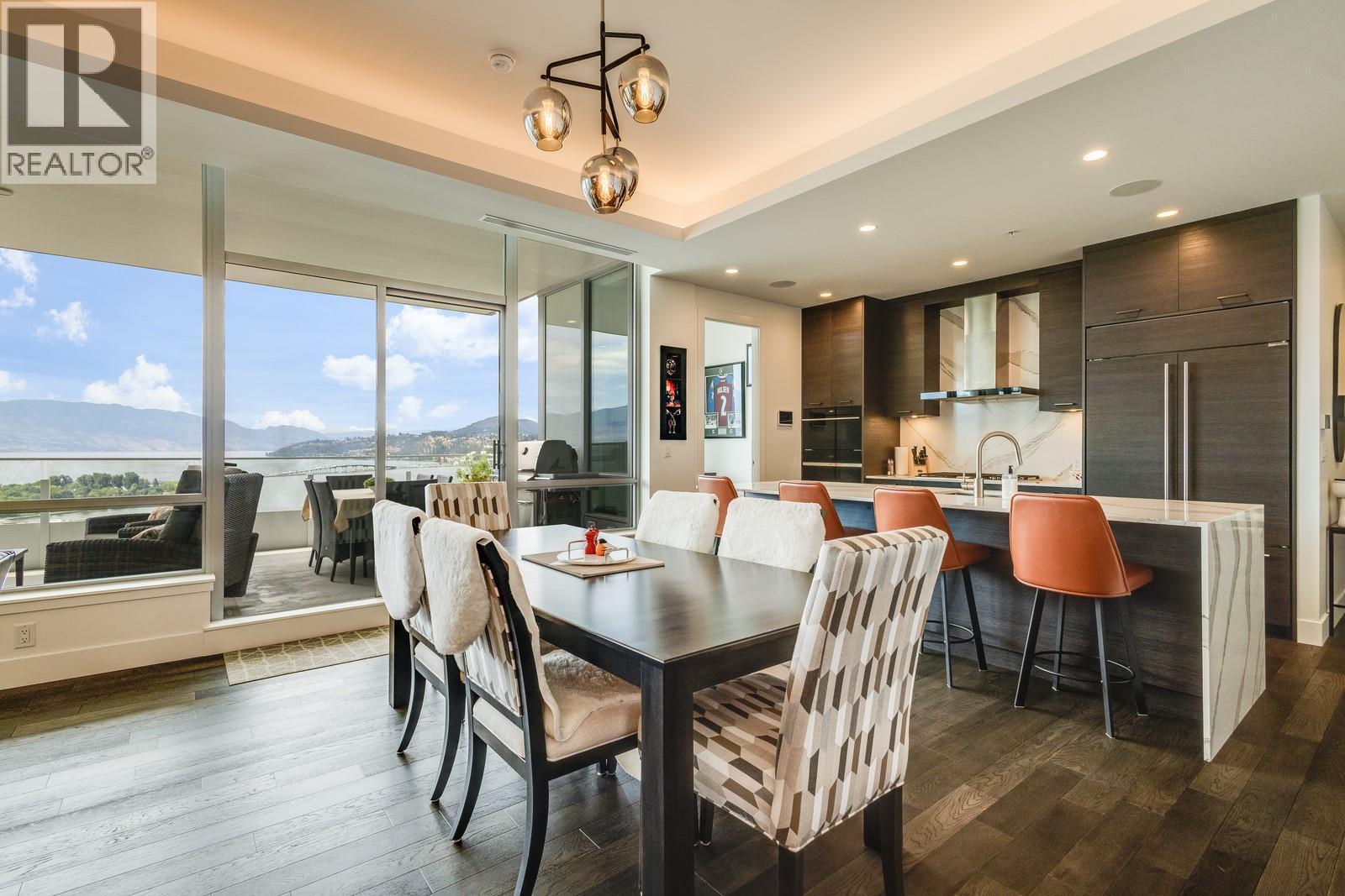 1181 Sunset Drive Unit# 2602, Kelowna, BC - Indoor Photo Showing Dining Room