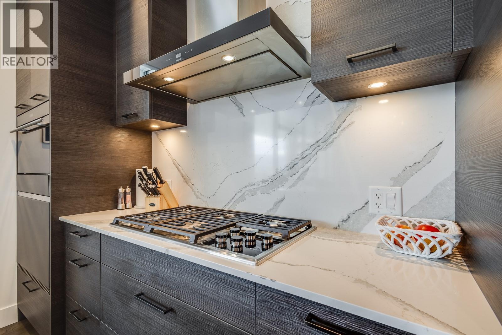 1181 Sunset Drive Unit# 2602, Kelowna, BC - Indoor Photo Showing Kitchen