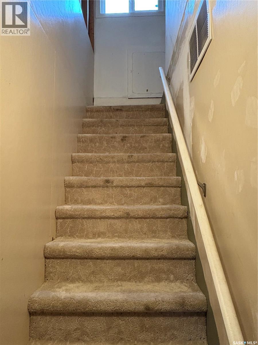 114 Mcintosh Street, Markinch, SK - Indoor Photo Showing Other Room