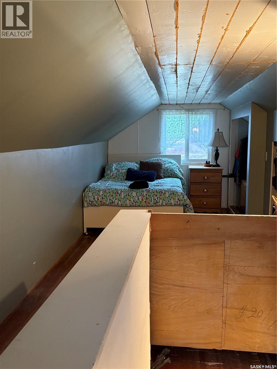 114 Mcintosh Street, Markinch, SK - Indoor Photo Showing Bedroom