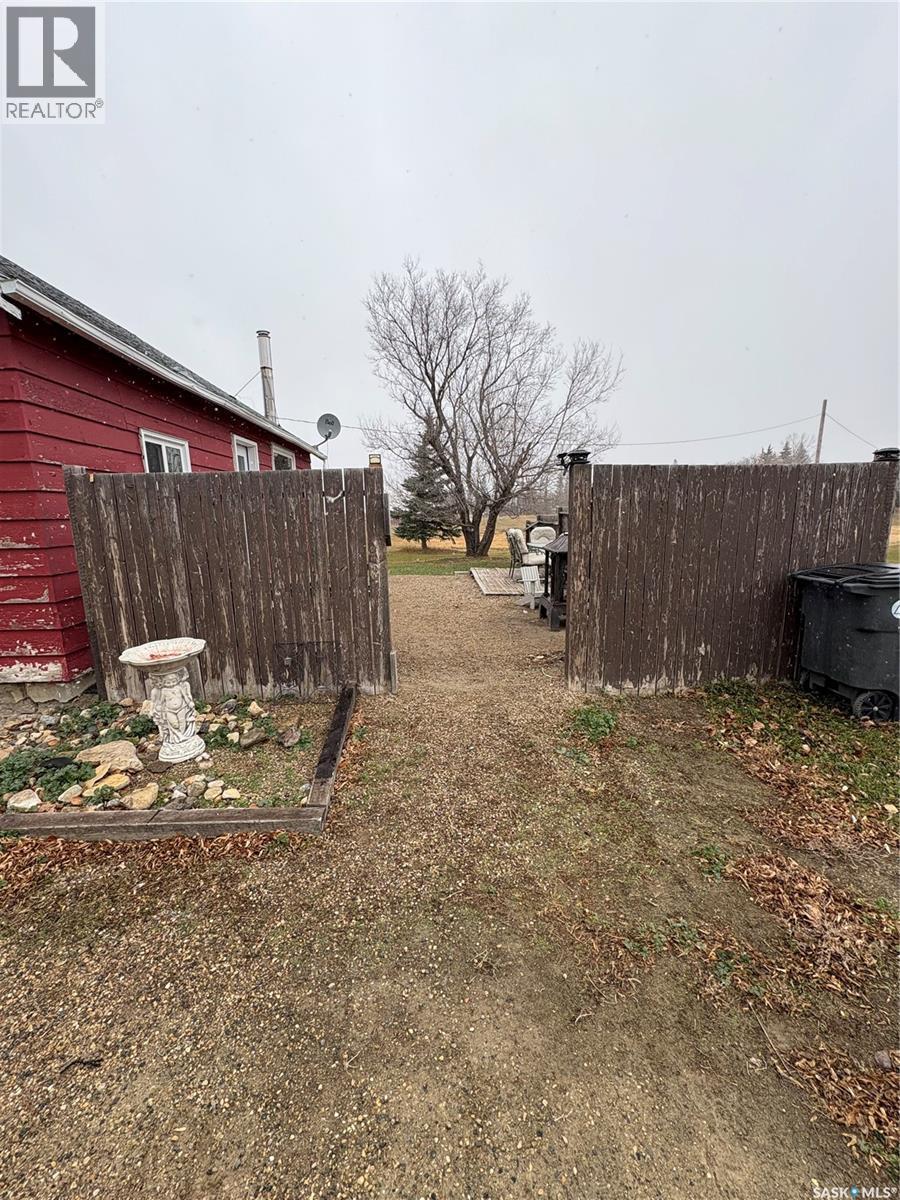 114 Mcintosh Street, Markinch, SK - Outdoor