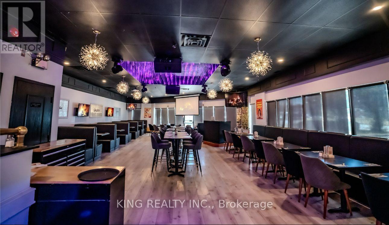 1 - 3300 Steeles Avenue W, Vaughan, ON