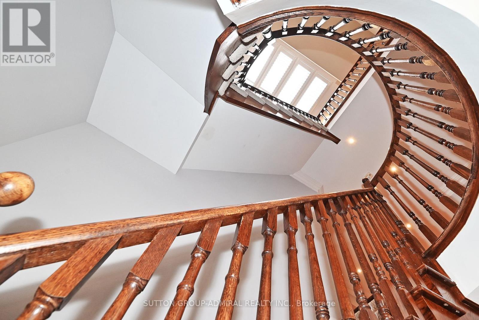 32 Seabreeze Avenue, Vaughan, ON - Indoor Photo Showing Other Room