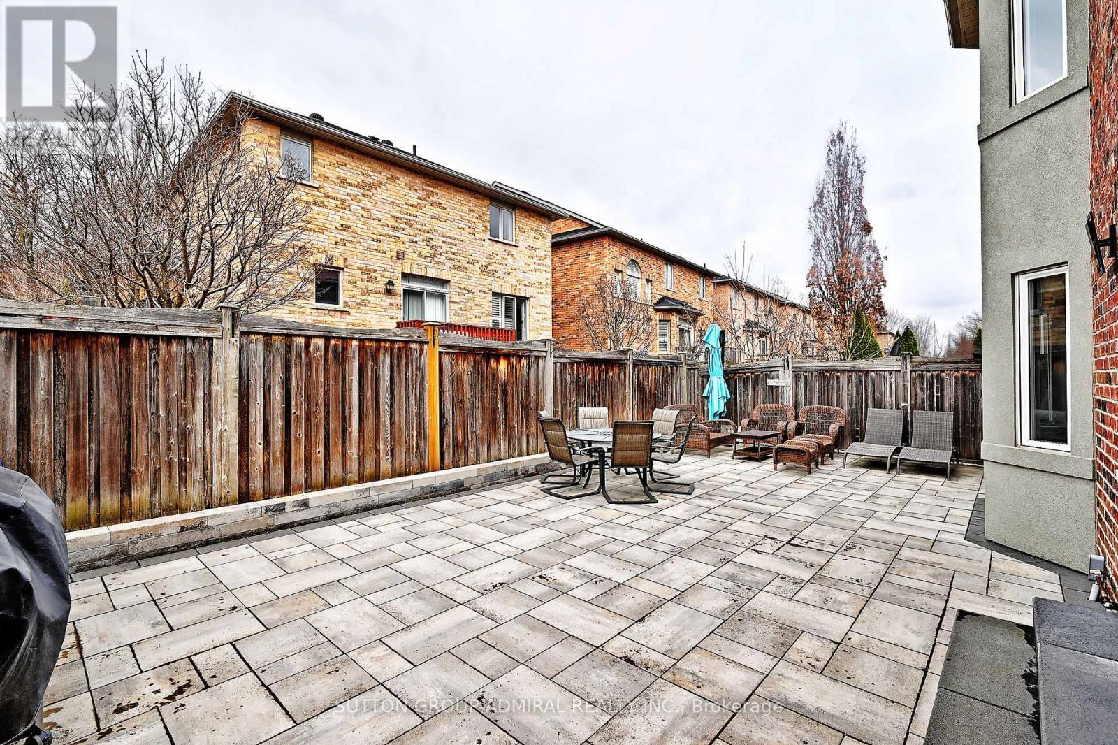 32 Seabreeze Avenue, Vaughan, ON - Outdoor With Exterior