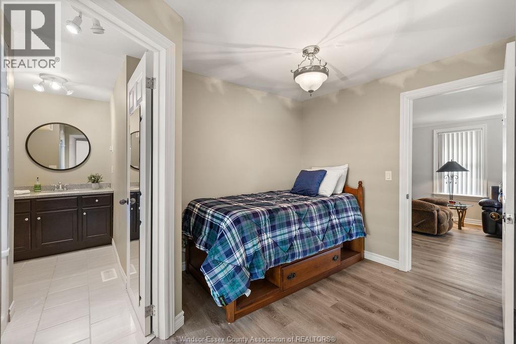 192 Mill, Lakeshore, ON - Indoor Photo Showing Bedroom