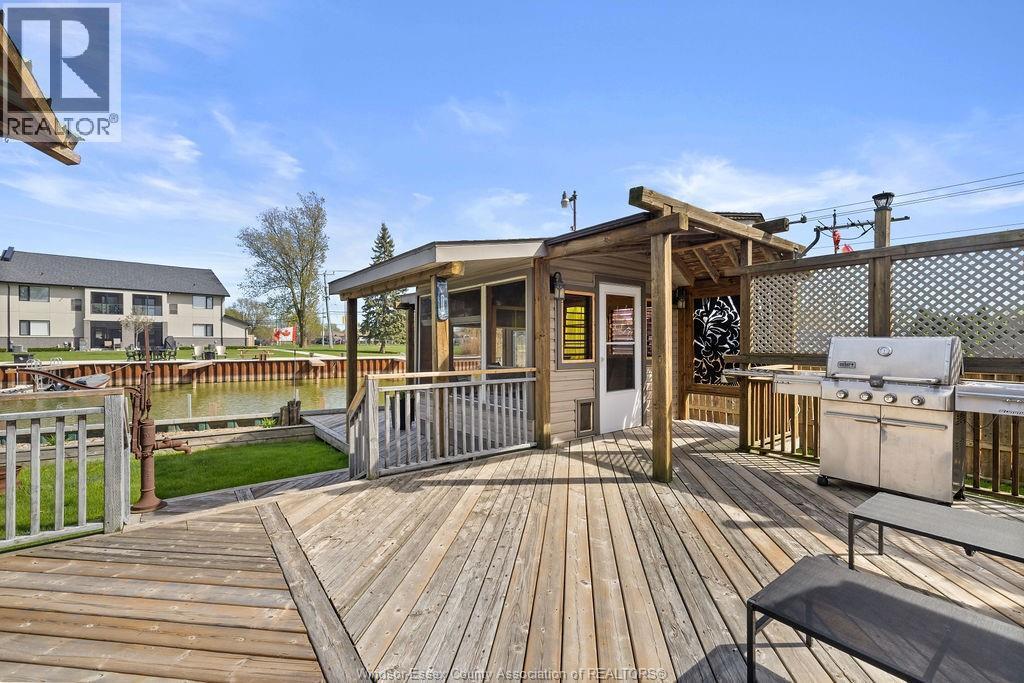 192 Mill, Lakeshore, ON - Outdoor With Deck Patio Veranda With Exterior