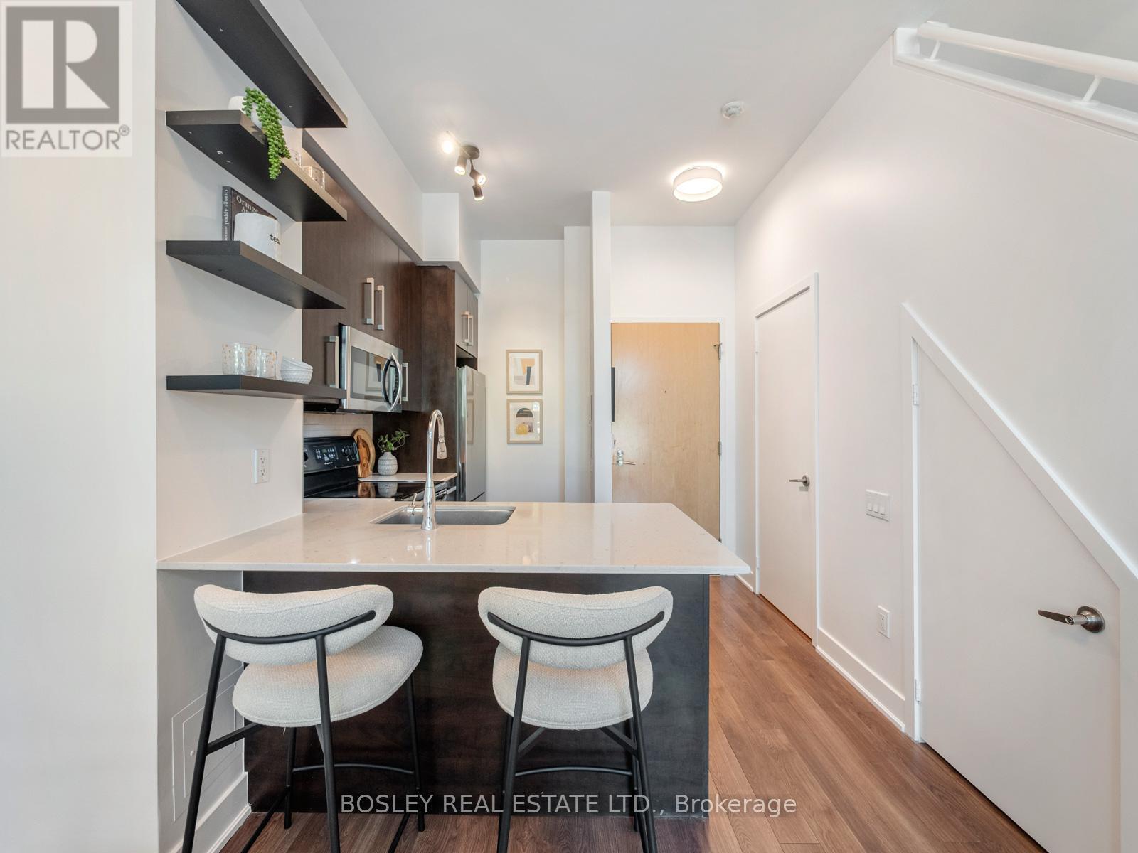 Th 1 - 1048 Broadview Avenue, Toronto, ON - Indoor