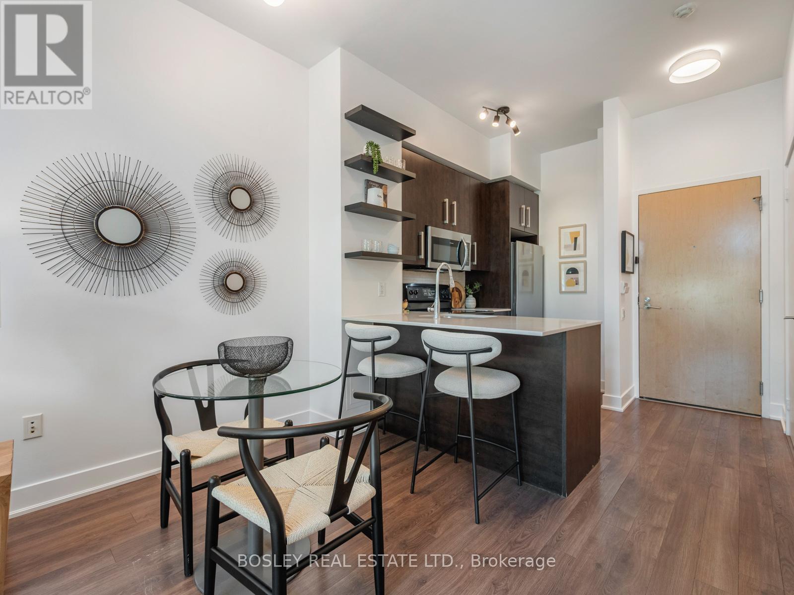 Th 1 - 1048 Broadview Avenue, Toronto, ON - Indoor