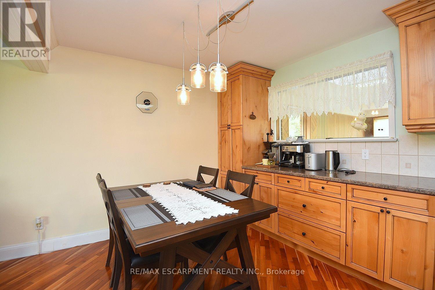 564 Evans Road, Hamilton, ON - Indoor