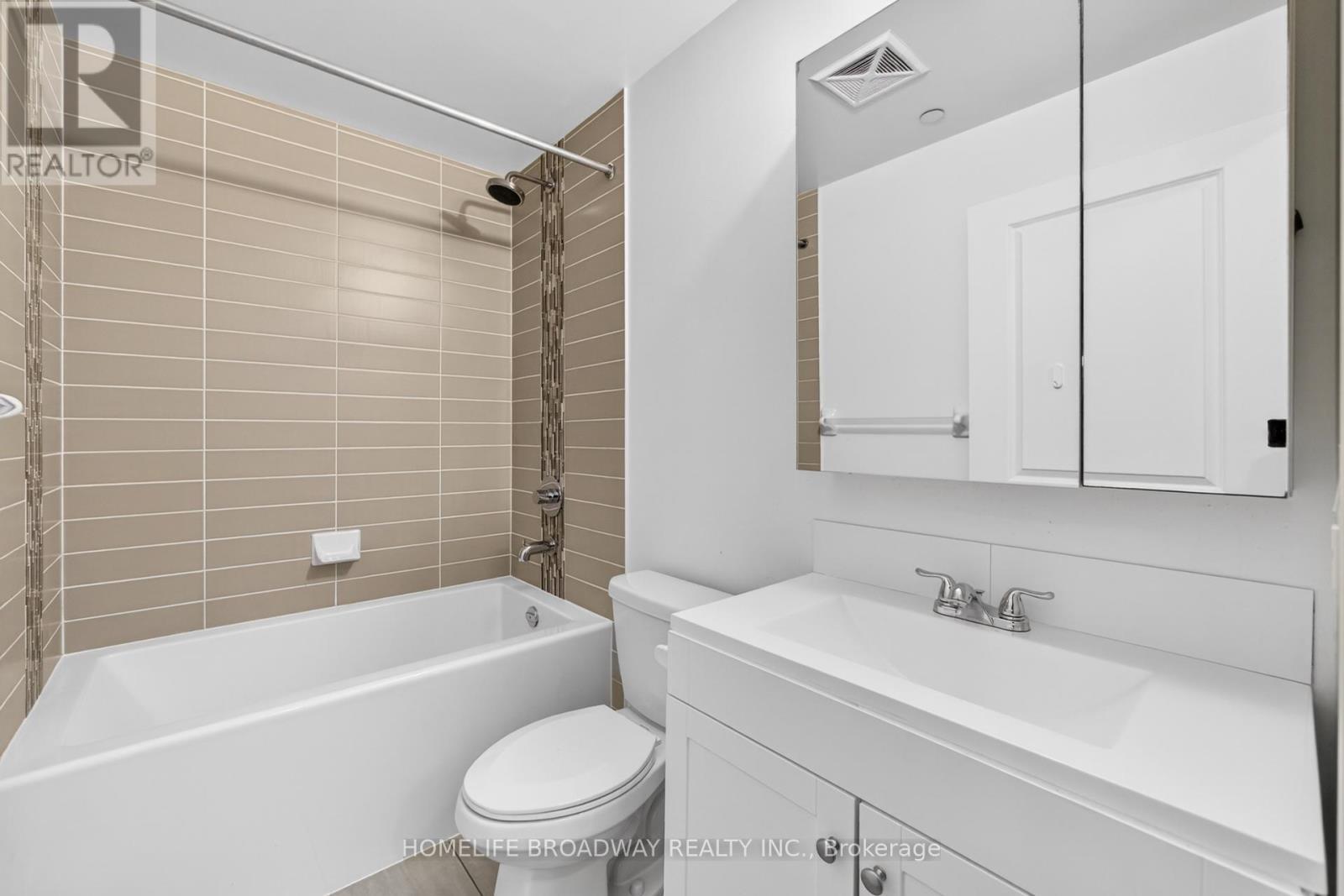 1207 - 55 Oneida Crescent, Richmond Hill, ON - Indoor Photo Showing Bathroom