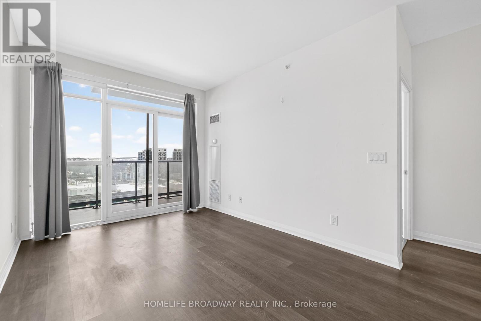 1207 - 55 Oneida Crescent, Richmond Hill, ON - Indoor Photo Showing Other Room