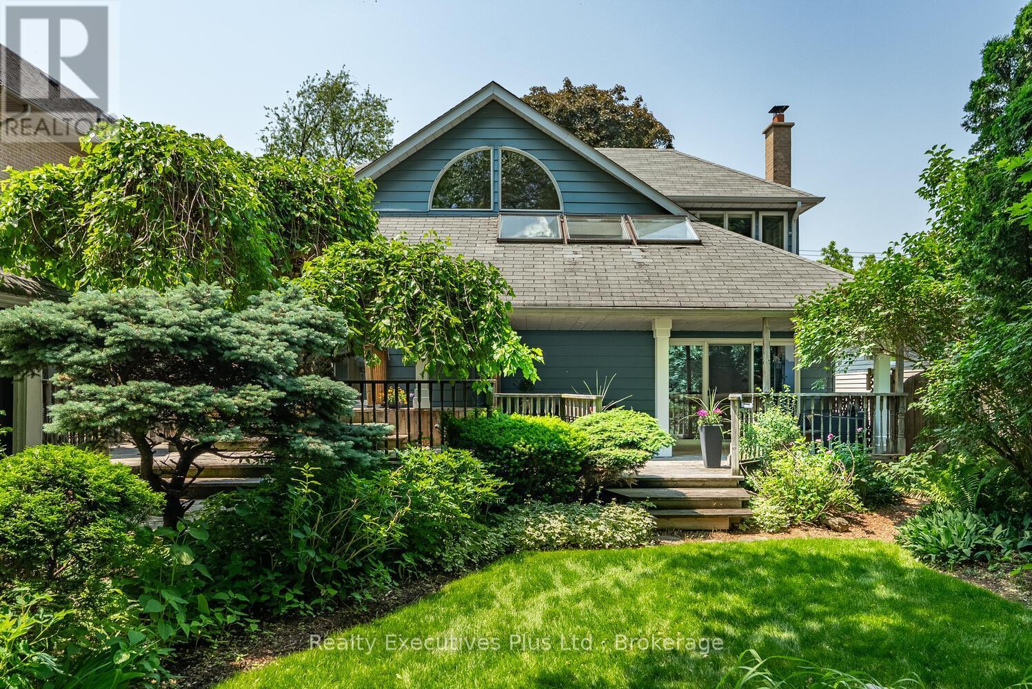 322 Pine Avenue, Oakville (Oo Old Oakville), ON - Outdoor With Deck Patio Veranda