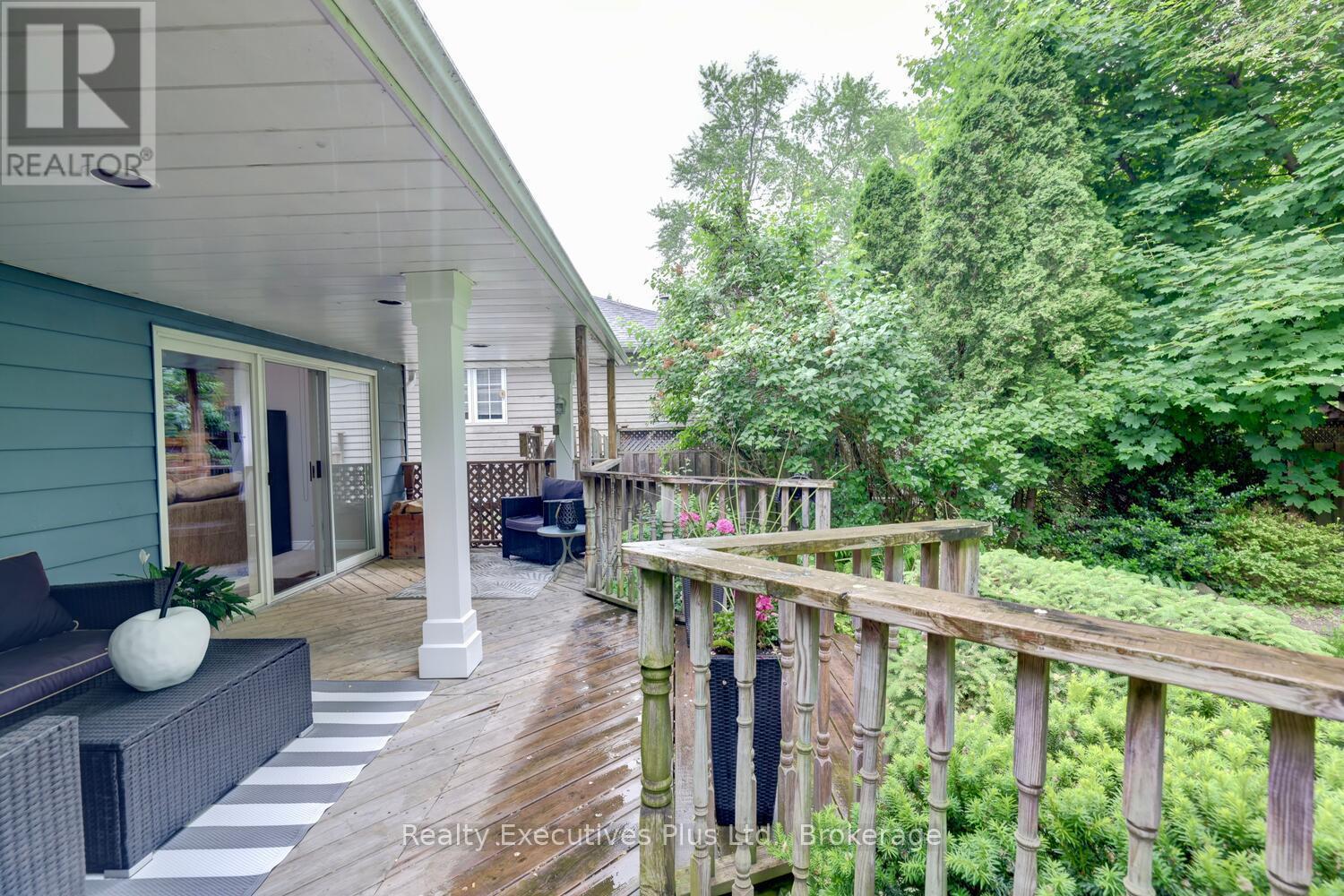 322 Pine Avenue, Oakville (Oo Old Oakville), ON - Outdoor With Deck Patio Veranda With Exterior