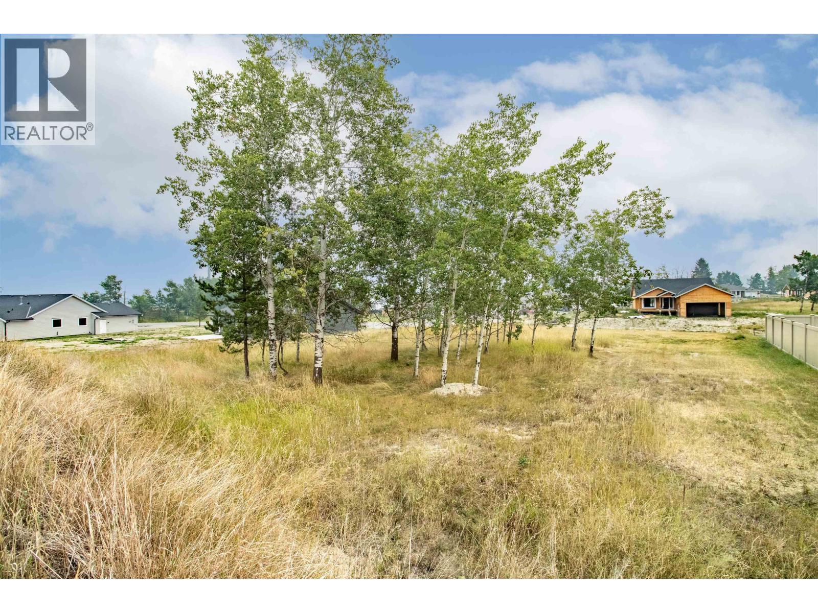 310 Sandhill Crescent, 100 Mile House, BC
