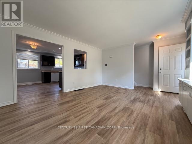 17 Vincent Crescent S, London South (South Q), ON - Indoor