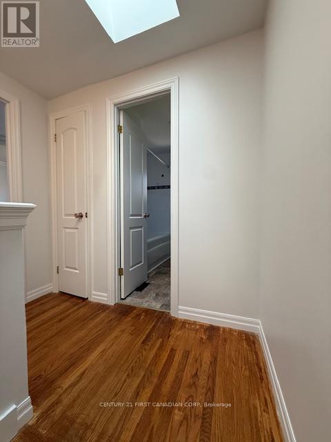 17 Vincent Crescent S, London South (South Q), ON - Indoor Photo Showing Other Room