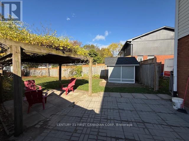 17 Vincent Crescent S, London South (South Q), ON - Outdoor With Deck Patio Veranda