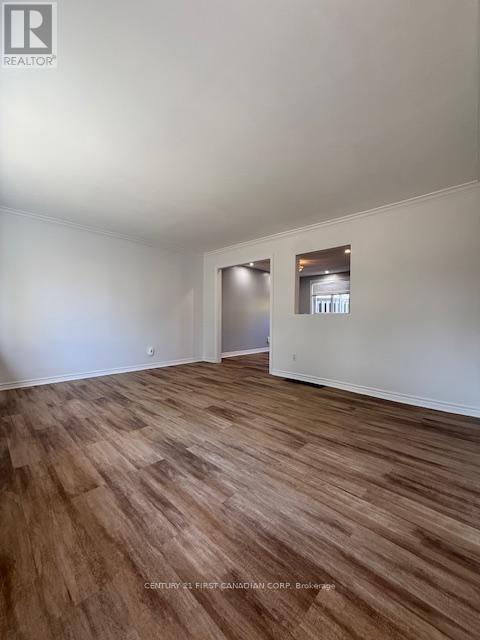 17 Vincent Crescent S, London South (South Q), ON - Indoor Photo Showing Other Room