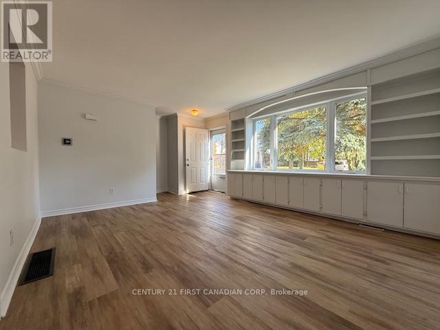 17 Vincent Crescent S, London South (South Q), ON - Indoor