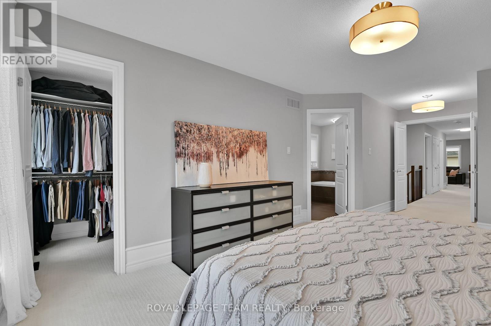 743 Brian Good Avenue, Ottawa, ON - Indoor Photo Showing Bedroom