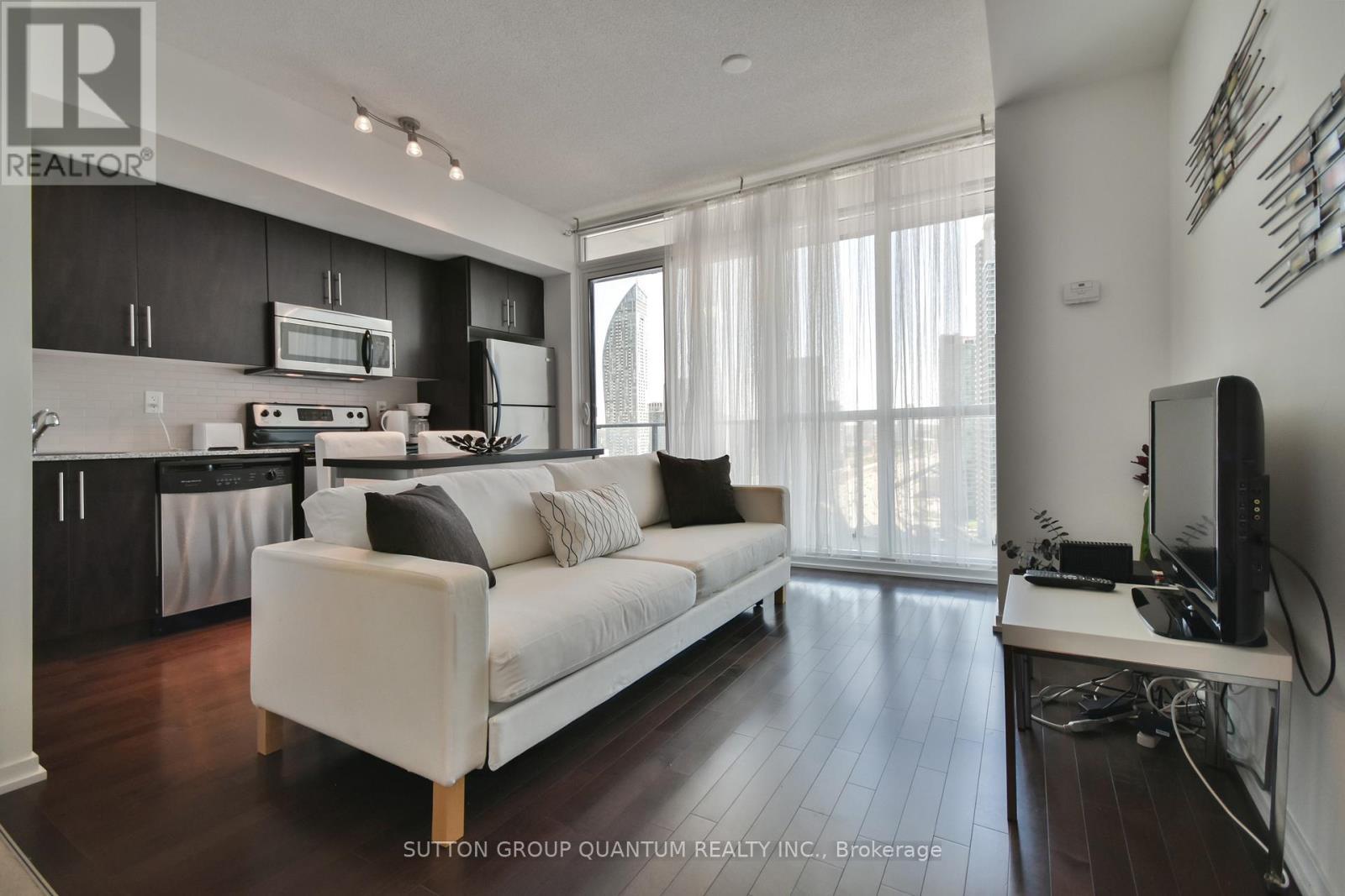 2106 - 55 Bremner Boulevard, Toronto, ON - Indoor