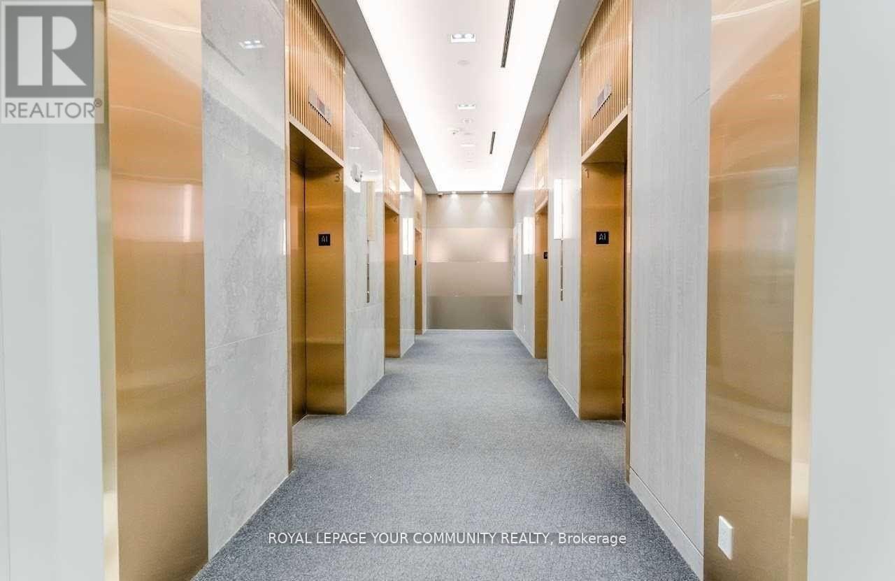 5311 - 950 Portage Parkway, Vaughan, ON - Indoor