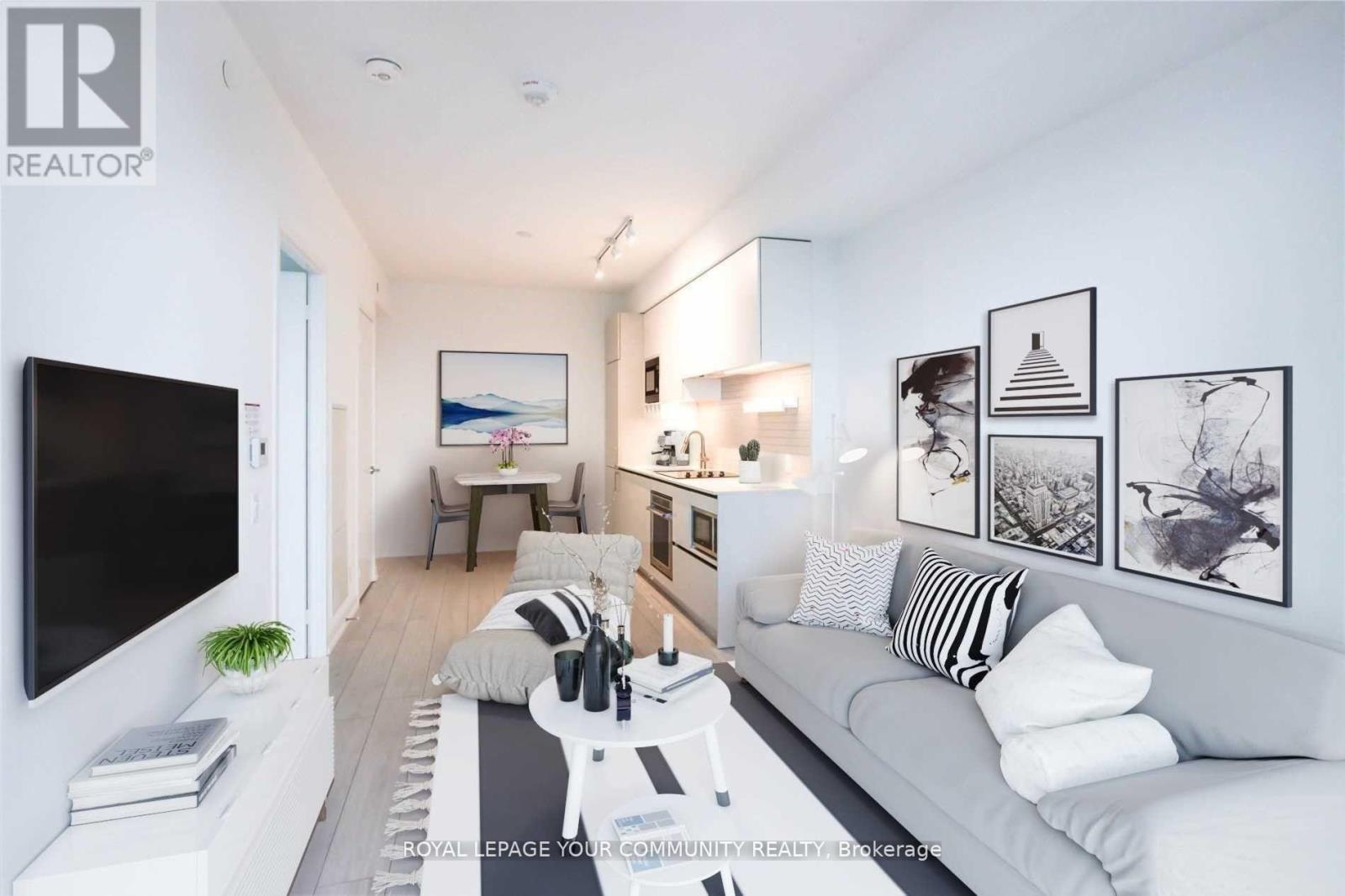 5311 - 950 Portage Parkway, Vaughan, ON - Indoor Photo Showing Living Room