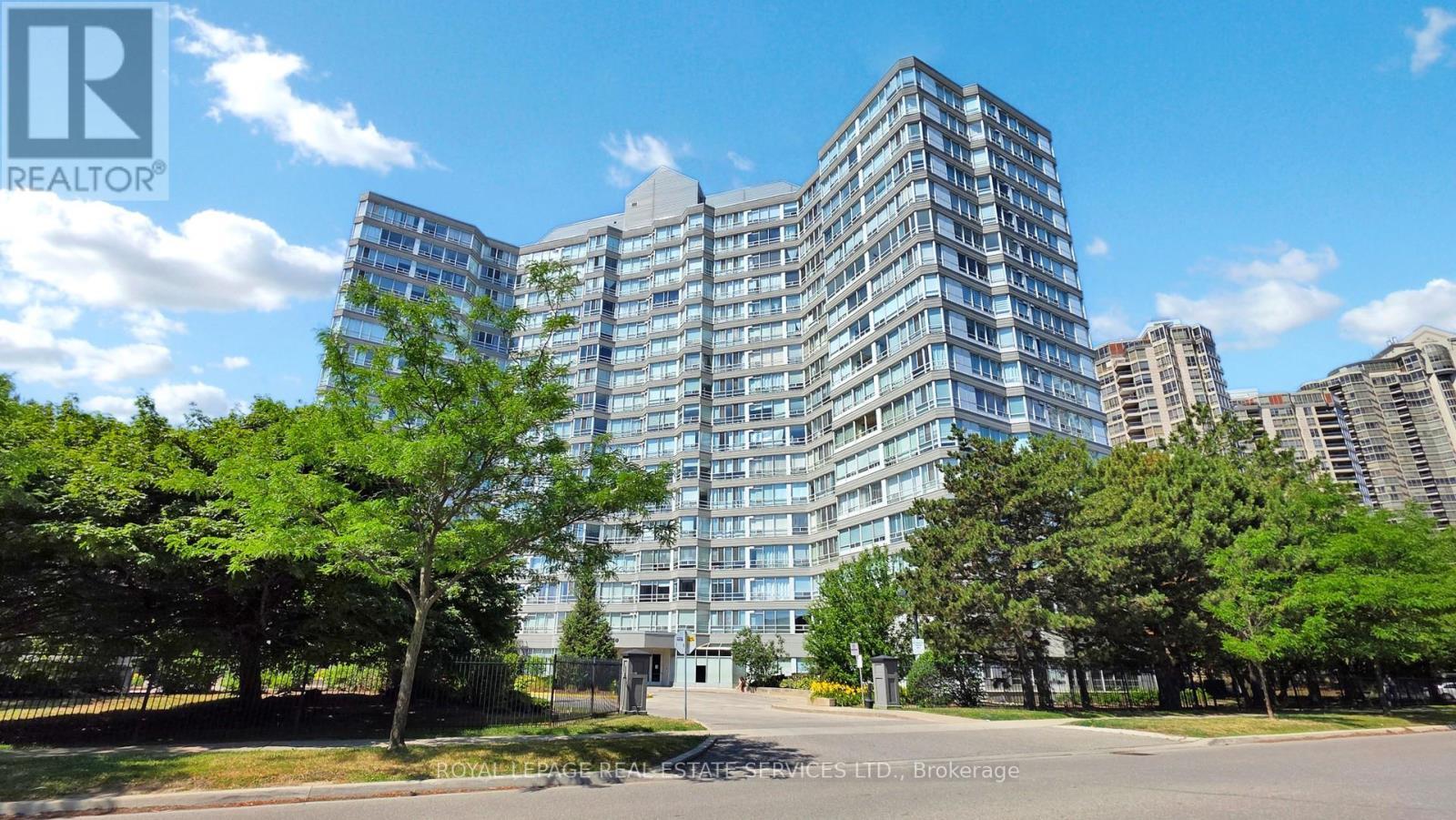 1111 - 50 Kingsbridge Garden, Mississauga, ON - Outdoor With Facade