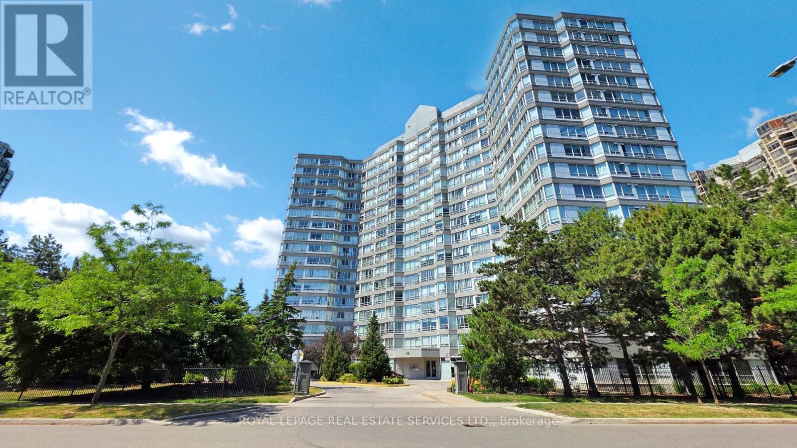 1111 - 50 Kingsbridge Garden, Mississauga, ON - Outdoor With Facade