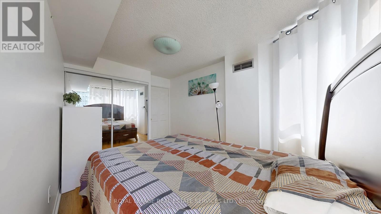 1111 - 50 Kingsbridge Garden, Mississauga, ON - Indoor Photo Showing Bedroom