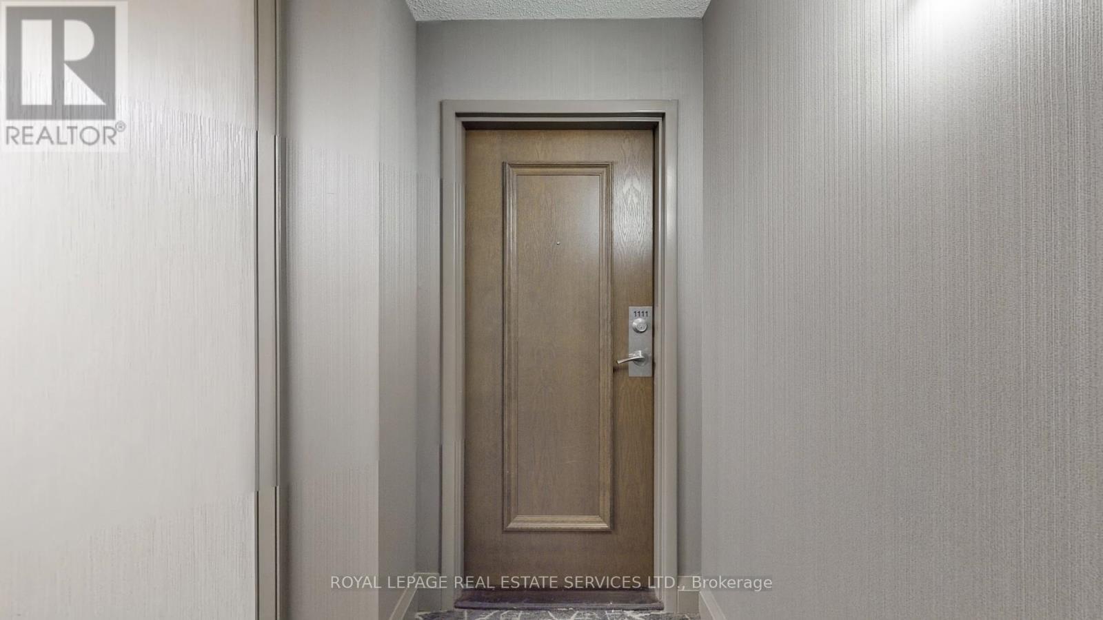 1111 - 50 Kingsbridge Garden, Mississauga, ON -