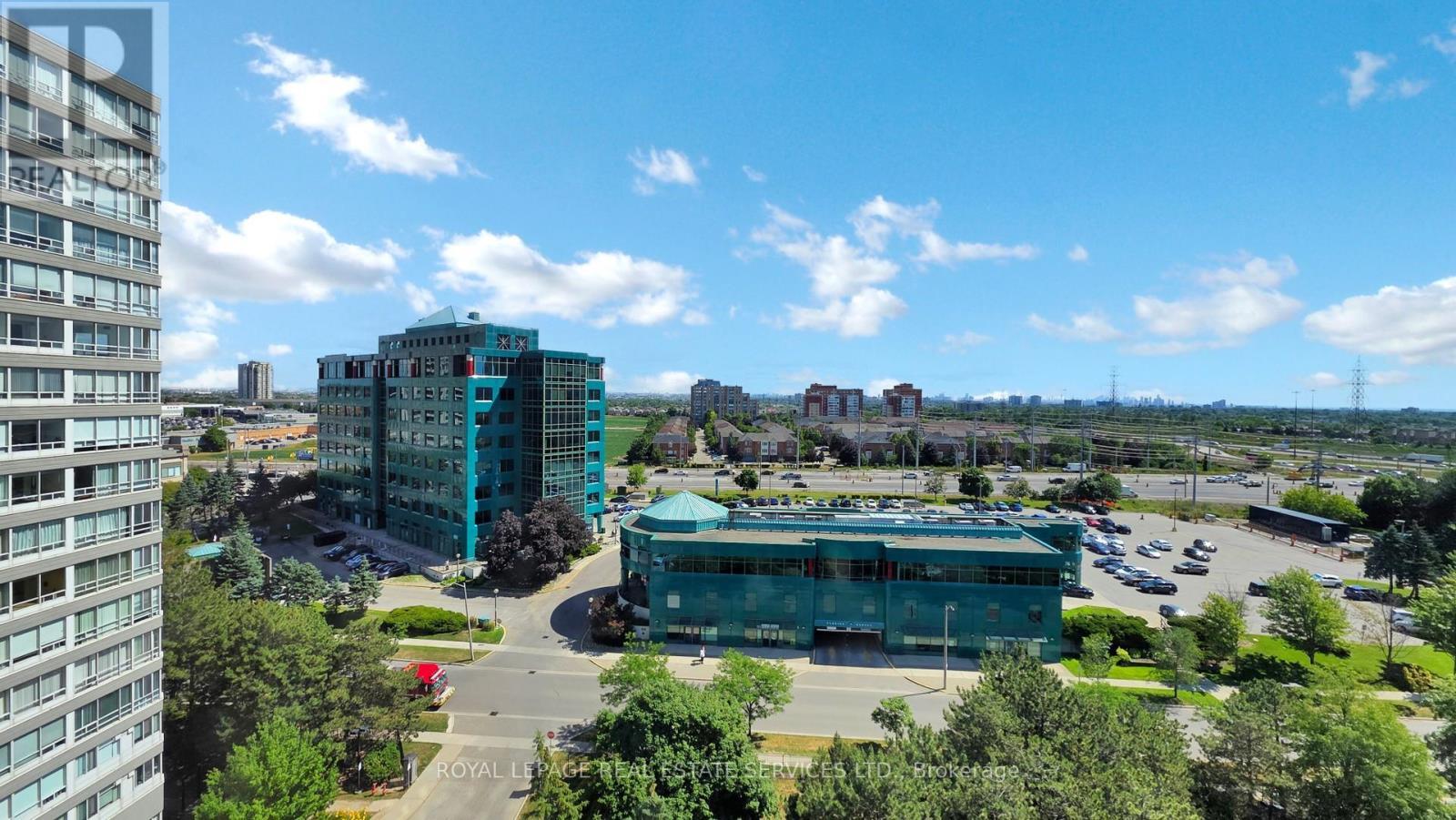 1111 - 50 Kingsbridge Garden, Mississauga, ON - Outdoor With View