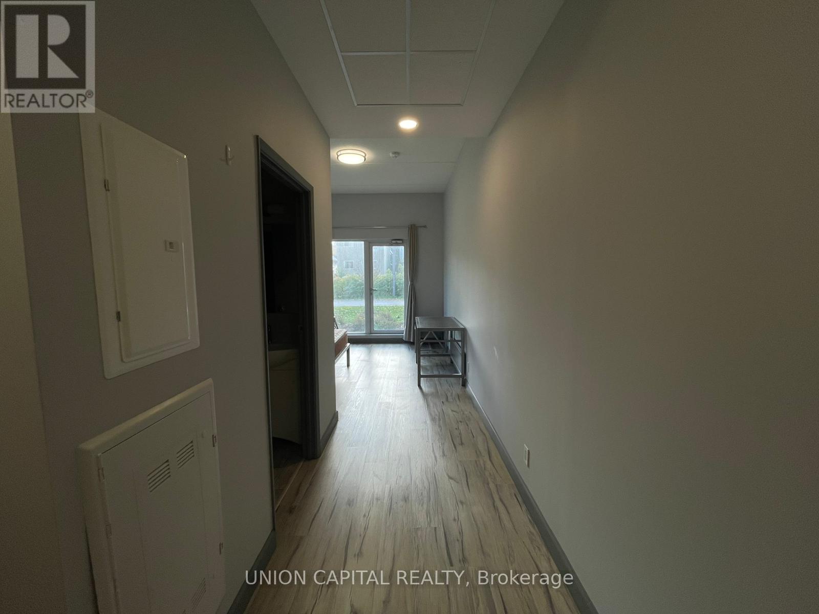 120 - 77 Leland Street, Hamilton, ON - Indoor Photo Showing Other Room