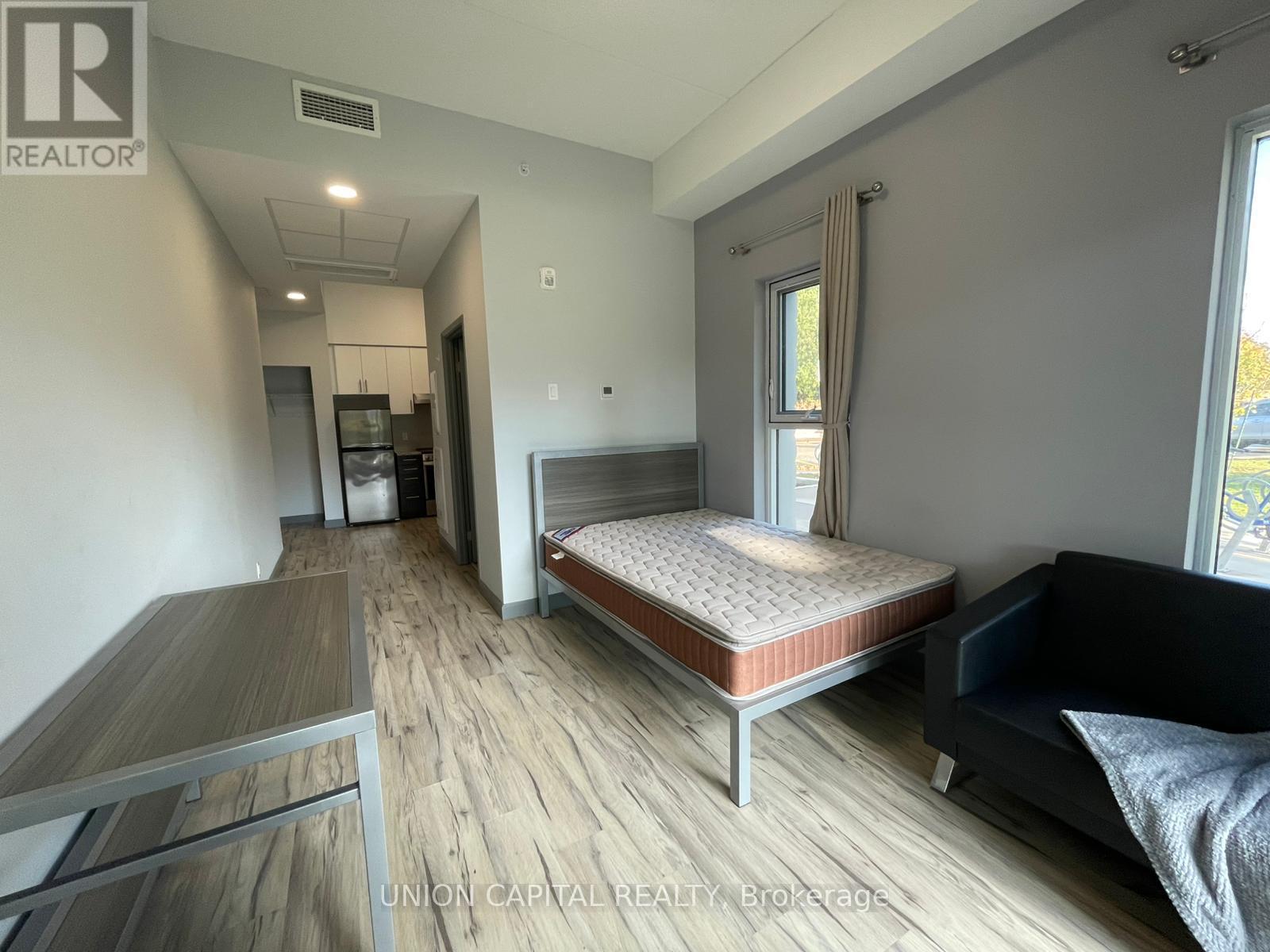 120 - 77 Leland Street, Hamilton, ON - Indoor Photo Showing Other Room