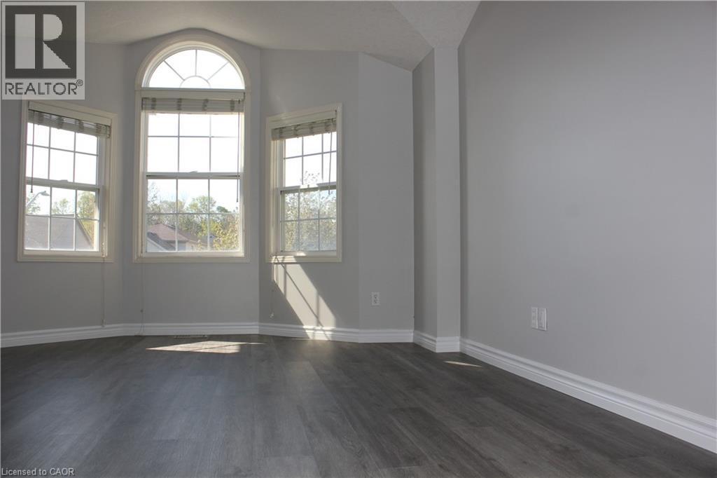 590 Little Dover Crescent, Waterloo, ON - Indoor Photo Showing Other Room