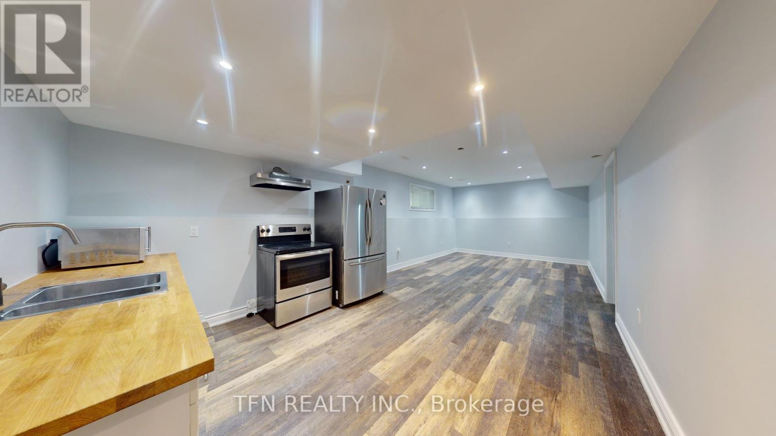 Lower - 1048 Gilmore Avenue, Innisfil, ON - Indoor