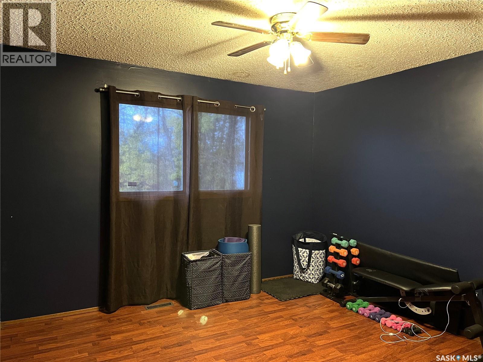 904 Railway Avenue, Loon Lake, SK - Indoor Photo Showing Other Room