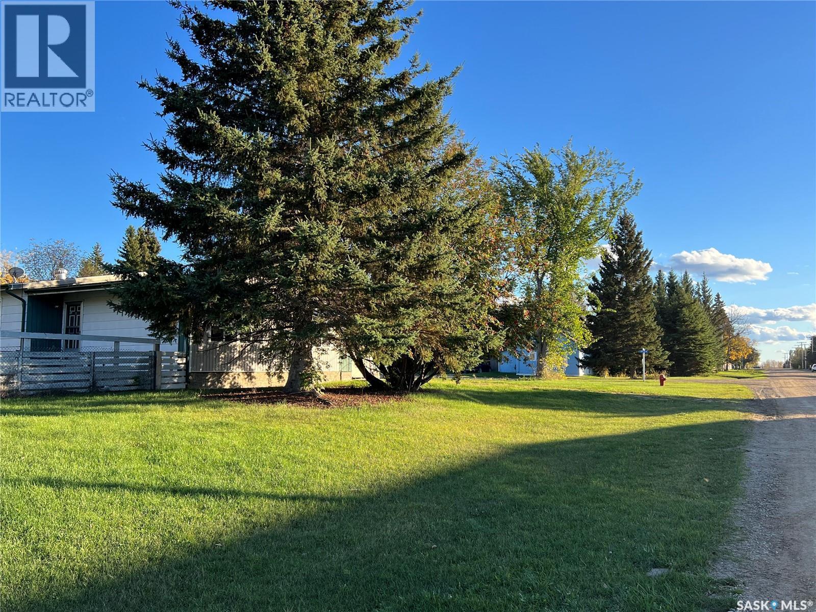 904 Railway Avenue, Loon Lake, SK - Outdoor With Deck Patio Veranda With View