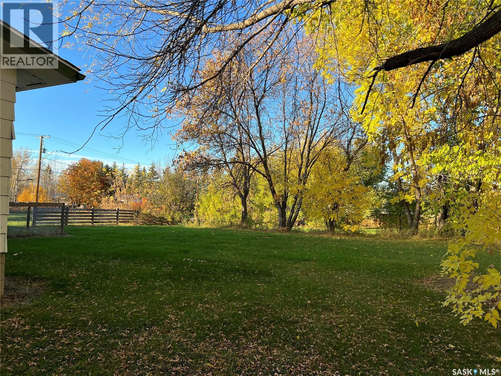 904 Railway Avenue, Loon Lake, SK - Outdoor