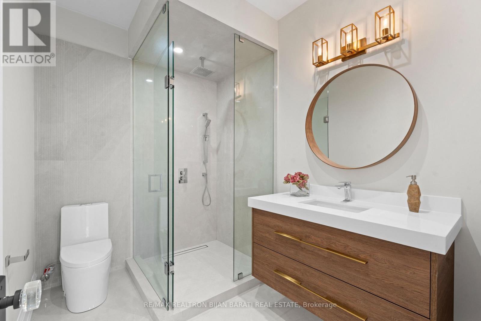 422 Hounslow Avenue, Toronto, ON - Indoor Photo Showing Bathroom