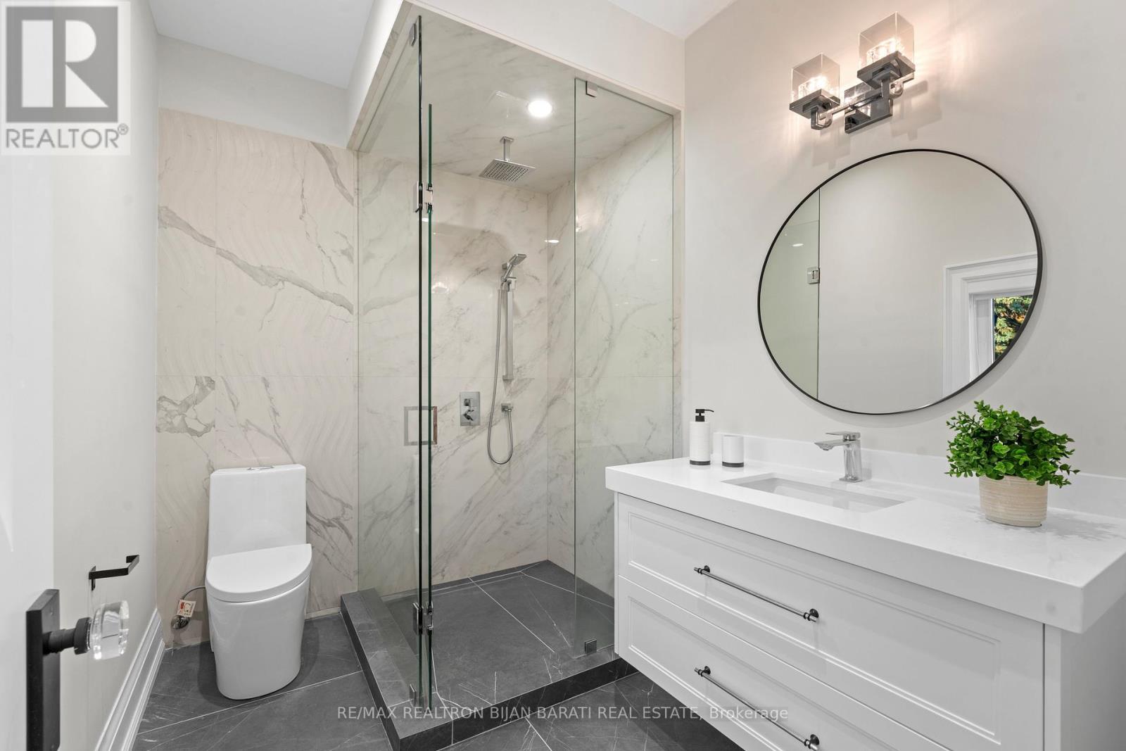 422 Hounslow Avenue, Toronto, ON - Indoor Photo Showing Bathroom