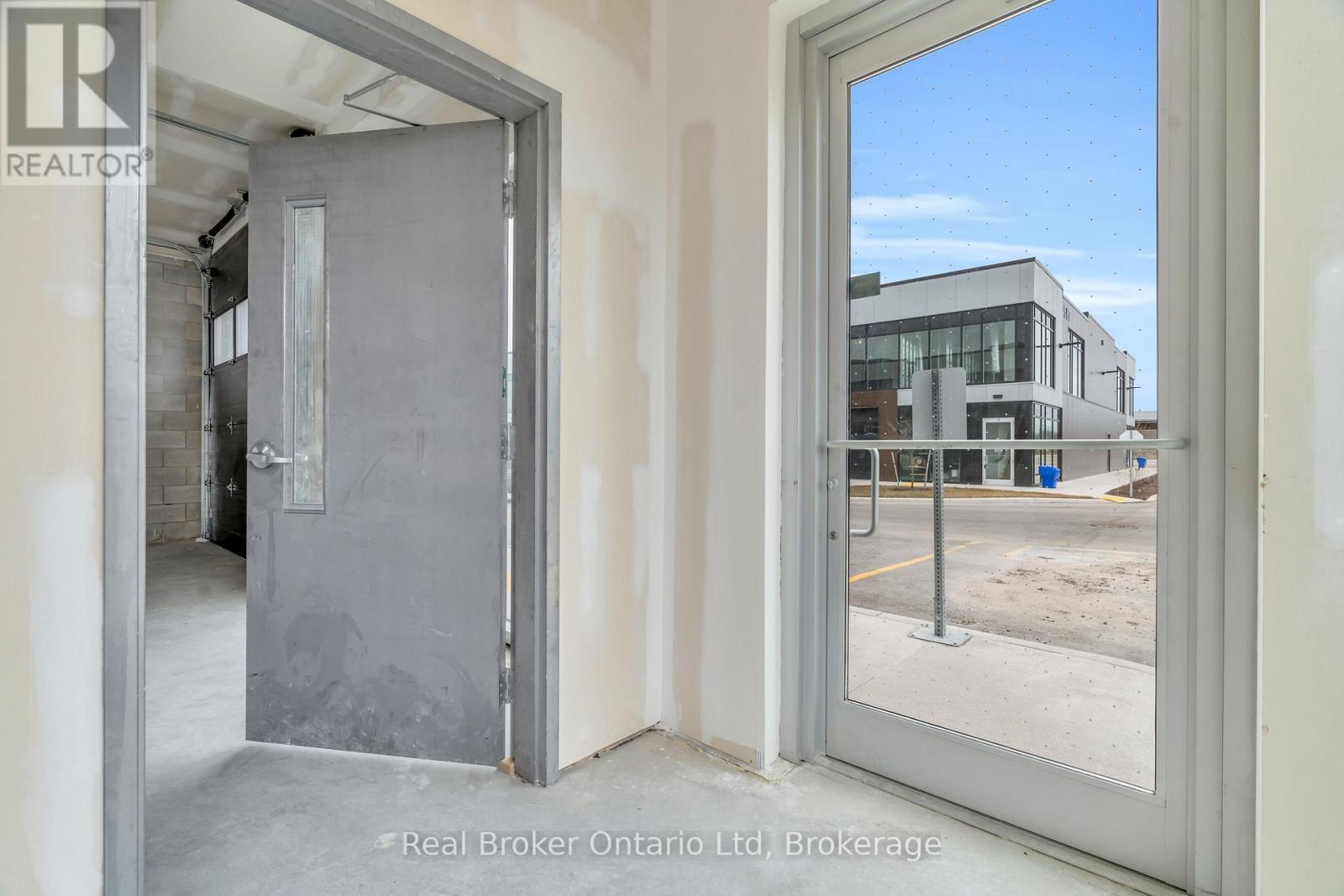 1 - 595 Hanlon Creek Boulevard, Guelph (Kortright Hills), ON