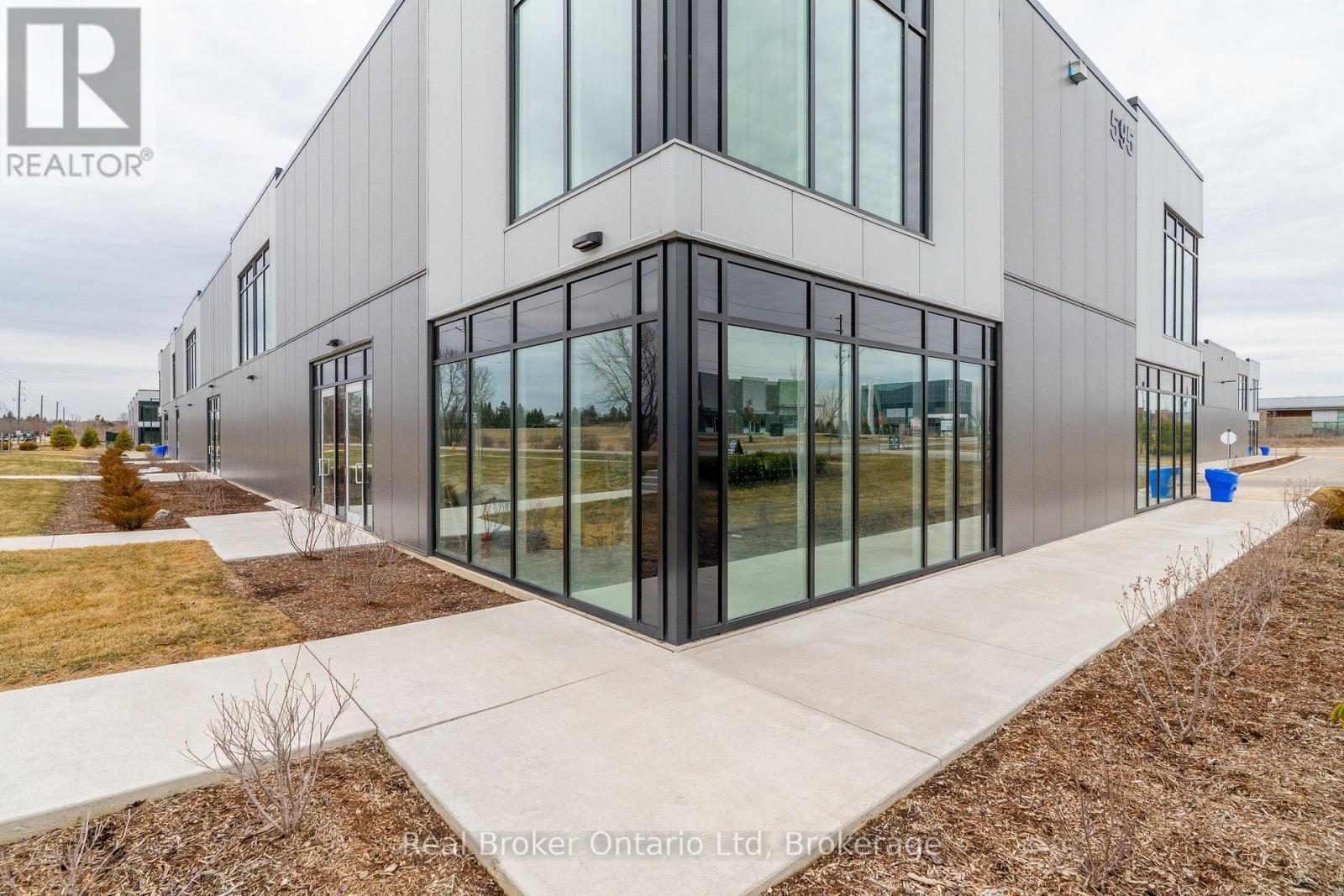 1 - 595 Hanlon Creek Boulevard, Guelph (Kortright Hills), ON