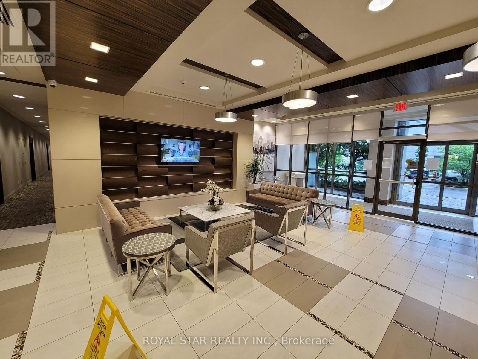 1807 - 339 Rathburn Road W, Mississauga, ON - Indoor Photo Showing Other Room